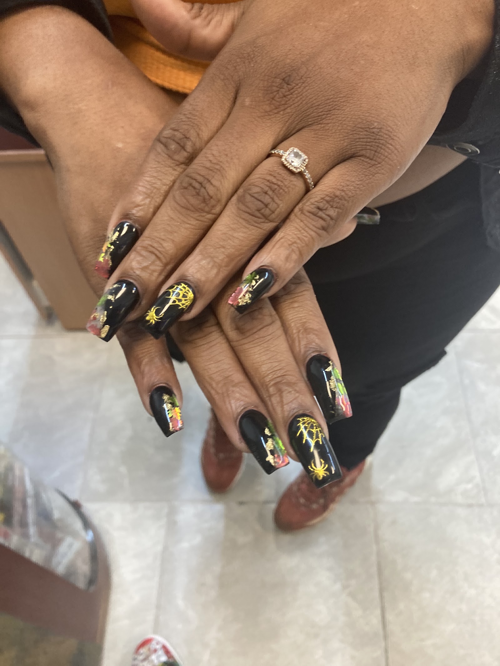 LUMINOUS NAIL SPA nail photo 5